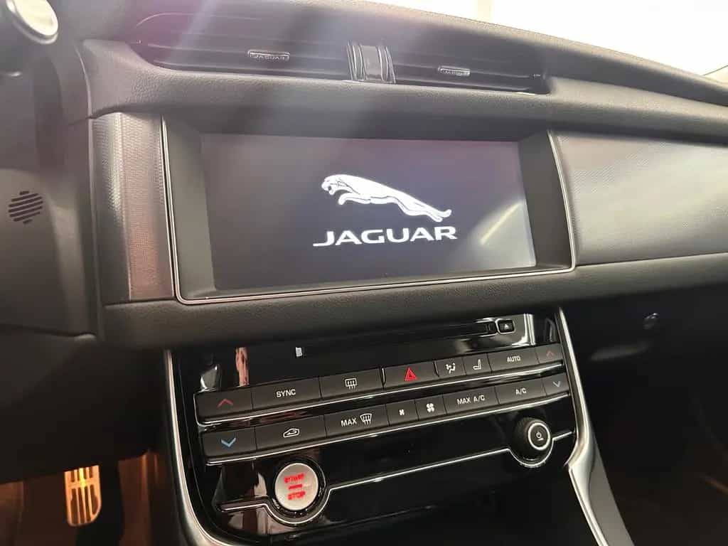 Jaguar XF 30t R-Sport AWD*Kamera*4xSHZ*Totwinkel* 05/2019-photo-23
