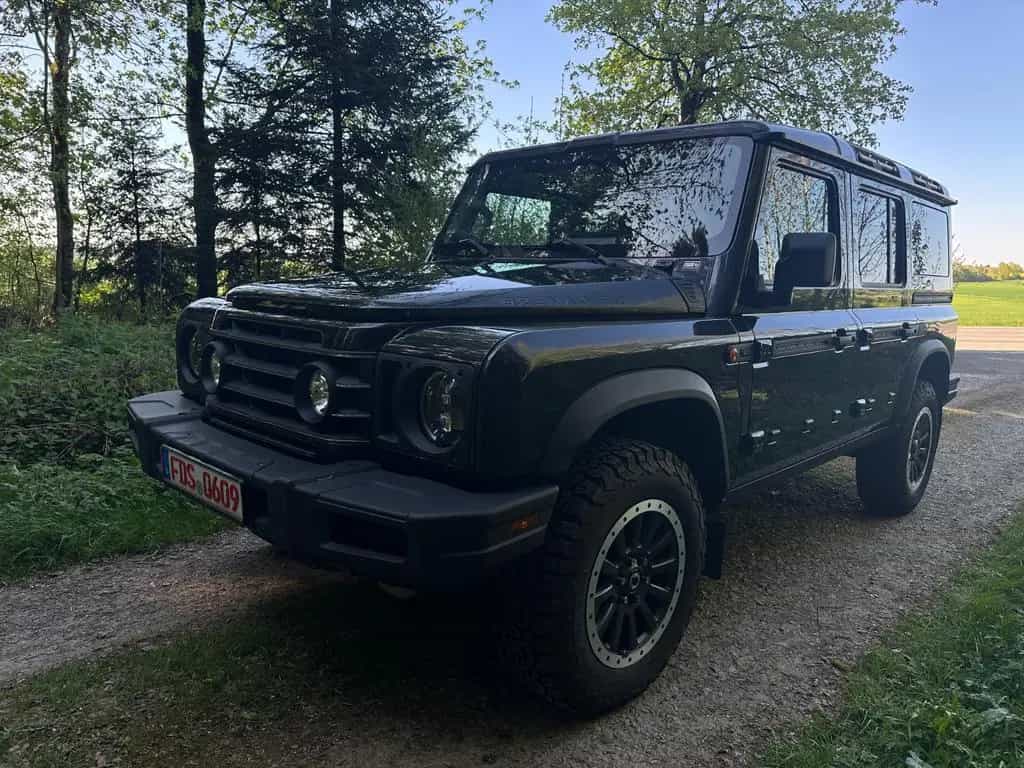 INEOS Grenadier Station Wagon Fieldmaster Edition 05/2023-photo-1