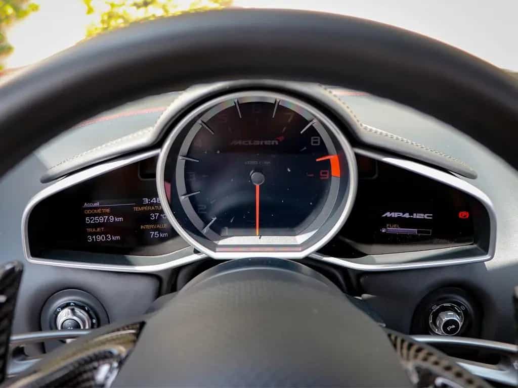 McLaren MP4-12C 3.8 V8 Spider 07/2013-photo-35