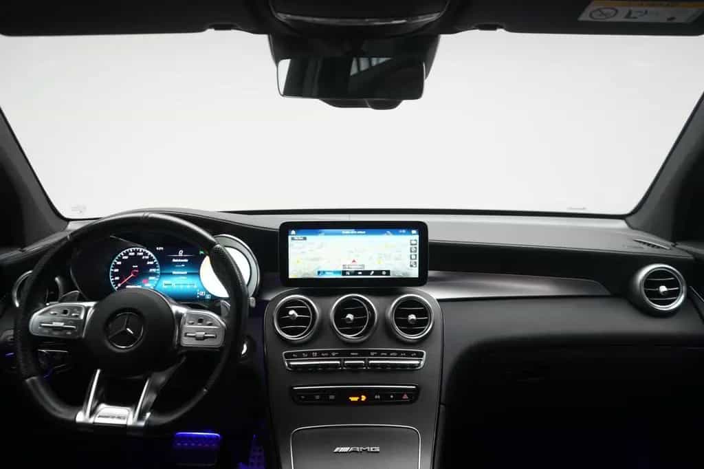 Mercedes-Benz GLC 63 AMG 4Matic+ Speedshift MCT 9G Leder/Distr 12/2021-photo-12