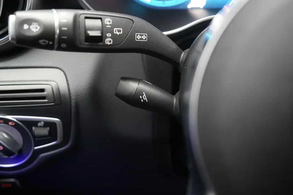 Mercedes-Benz GLC 63 AMG 4Matic+ Speedshift MCT 9G Leder/Distr 12/2021-photo-21