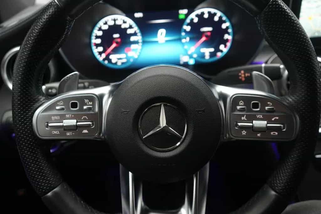 Mercedes-Benz GLC 63 AMG 4Matic+ Speedshift MCT 9G Leder/Distr 12/2021-photo-23