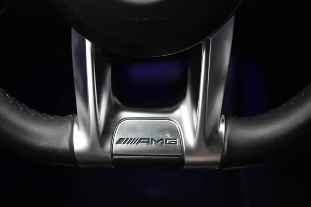 Mercedes-Benz GLC 63 AMG 4Matic+ Speedshift MCT 9G Leder/Distr 12/2021-photo-25