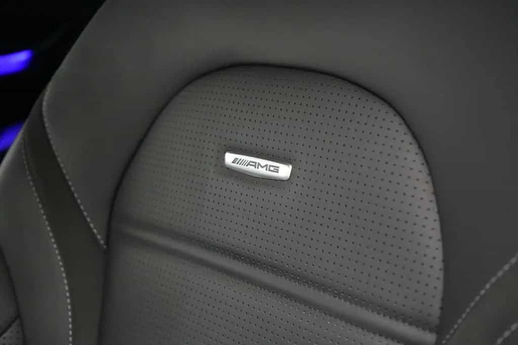Mercedes-Benz GLC 63 AMG 4Matic+ Speedshift MCT 9G Leder/Distr 12/2021-photo-28