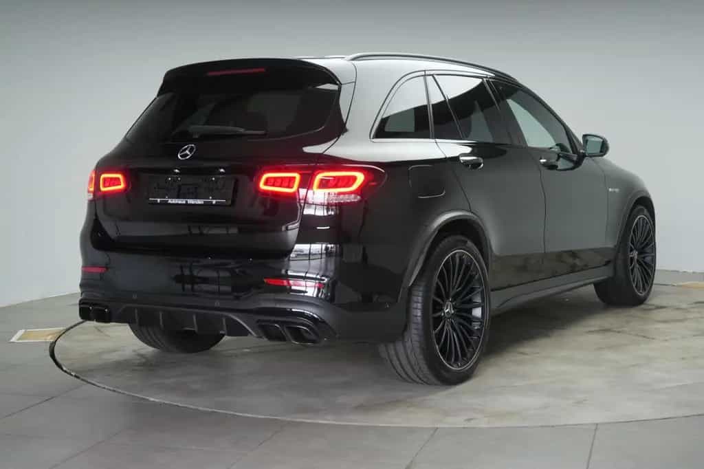 Mercedes-Benz GLC 63 AMG 4Matic+ Speedshift MCT 9G Leder/Distr 12/2021-photo-3