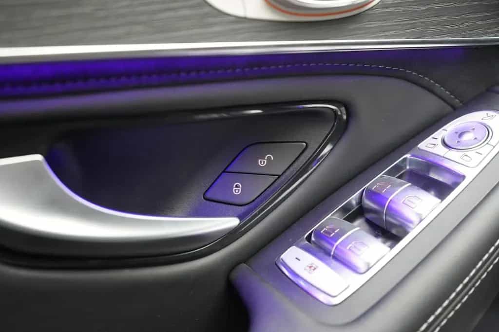 Mercedes-Benz GLC 63 AMG 4Matic+ Speedshift MCT 9G Leder/Distr 12/2021-photo-30
