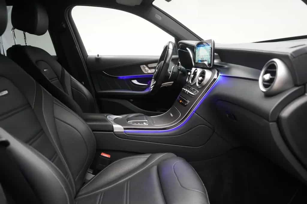 Mercedes-Benz GLC 63 AMG 4Matic+ Speedshift MCT 9G Leder/Distr 12/2021-photo-4