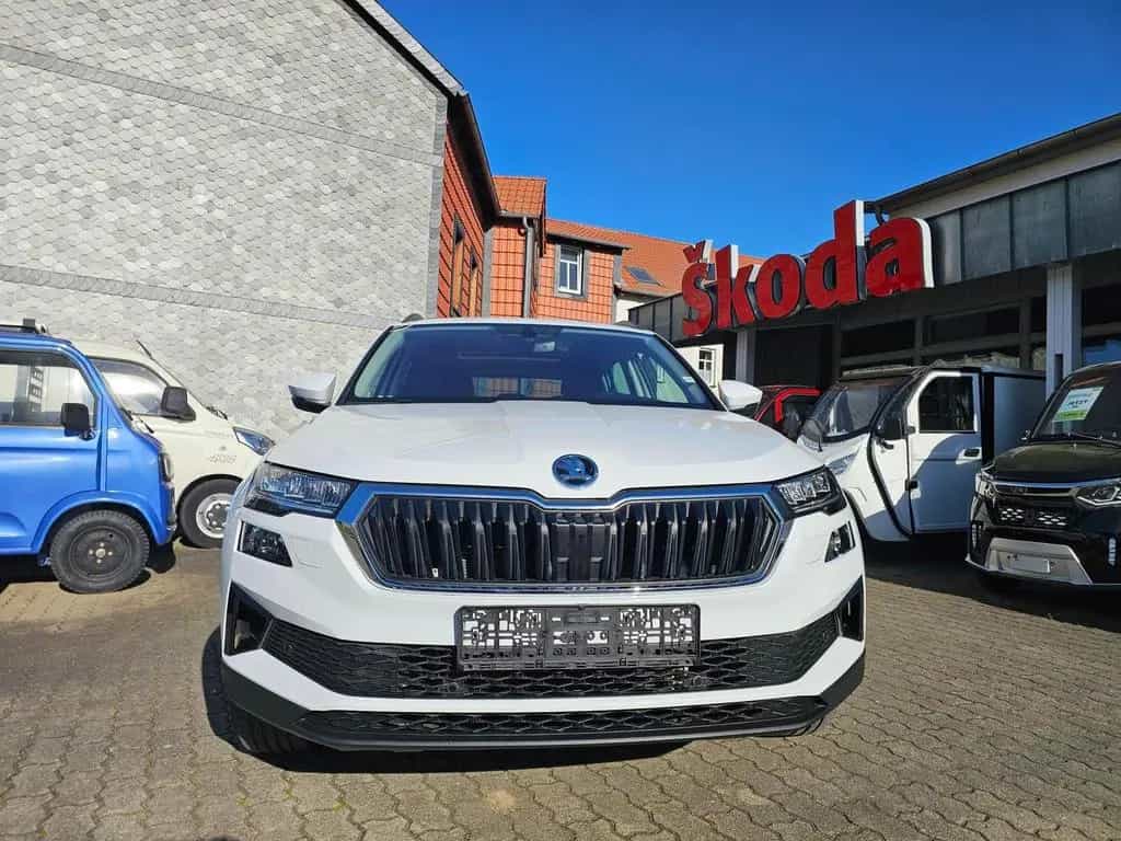 Skoda Karoq 1.5 TSI TOUR+PANORAMA+AHK+LENKRADHEIZUNG+ 06/2022-photo-6