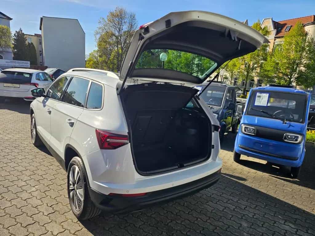 Skoda Karoq 1.5 TSI TOUR+PANORAMA+AHK+LENKRADHEIZUNG+ 06/2022-photo-8