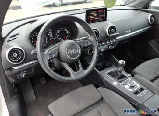 Audi A3 Cabriolet 35 TFSI S Line Ext Navi,LED,PDC 06/2019-photo-4