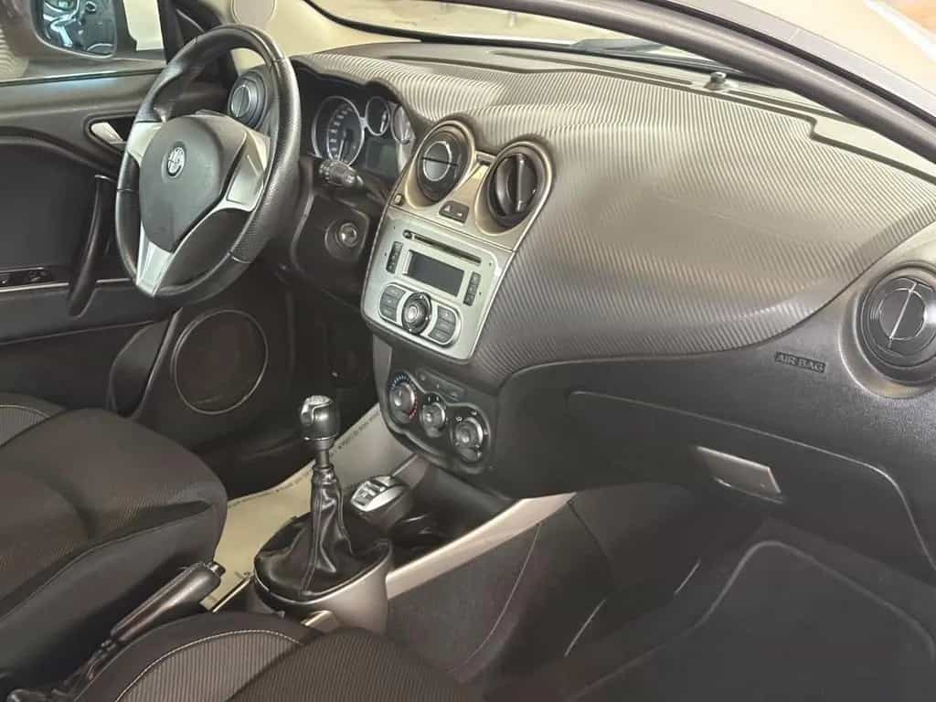 Alfa Romeo MiTo 1.4 105 CV M.air S&S Distinctive 01/2011-photo-12