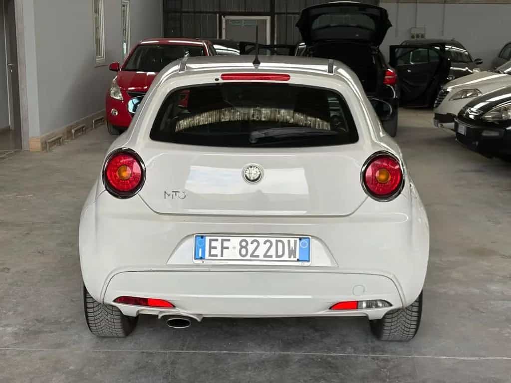 Alfa Romeo MiTo 1.4 105 CV M.air S&S Distinctive 01/2011-photo-4
