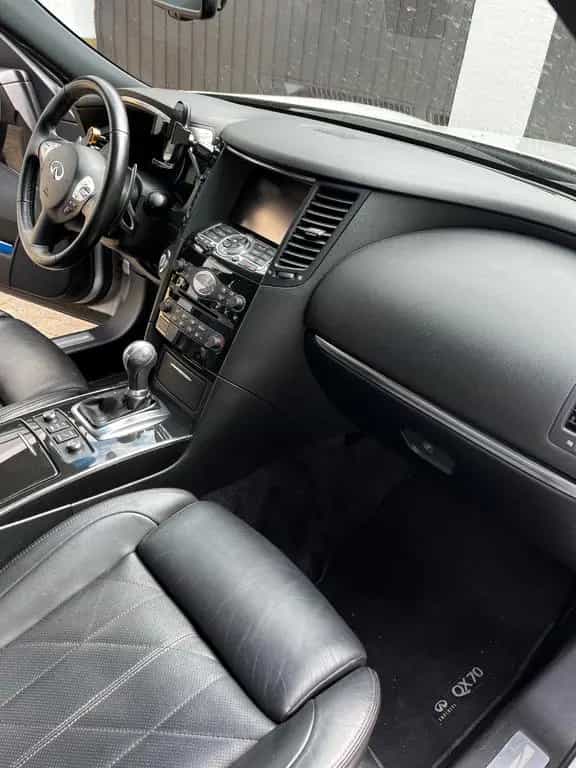 Infiniti QX70 3.7 S S 10/2017-photo-7