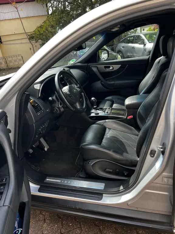 Infiniti QX70 3.7 S S 10/2017-photo-9