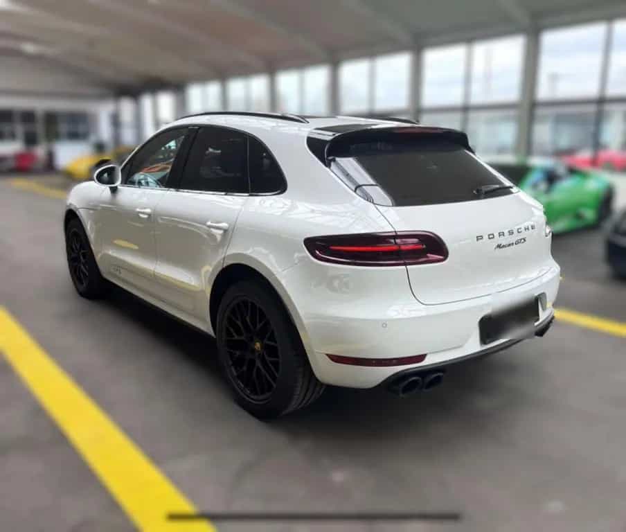 Porsche Macan GTS Pano Sport Chrono - nur ... 01/2018-photo-1
