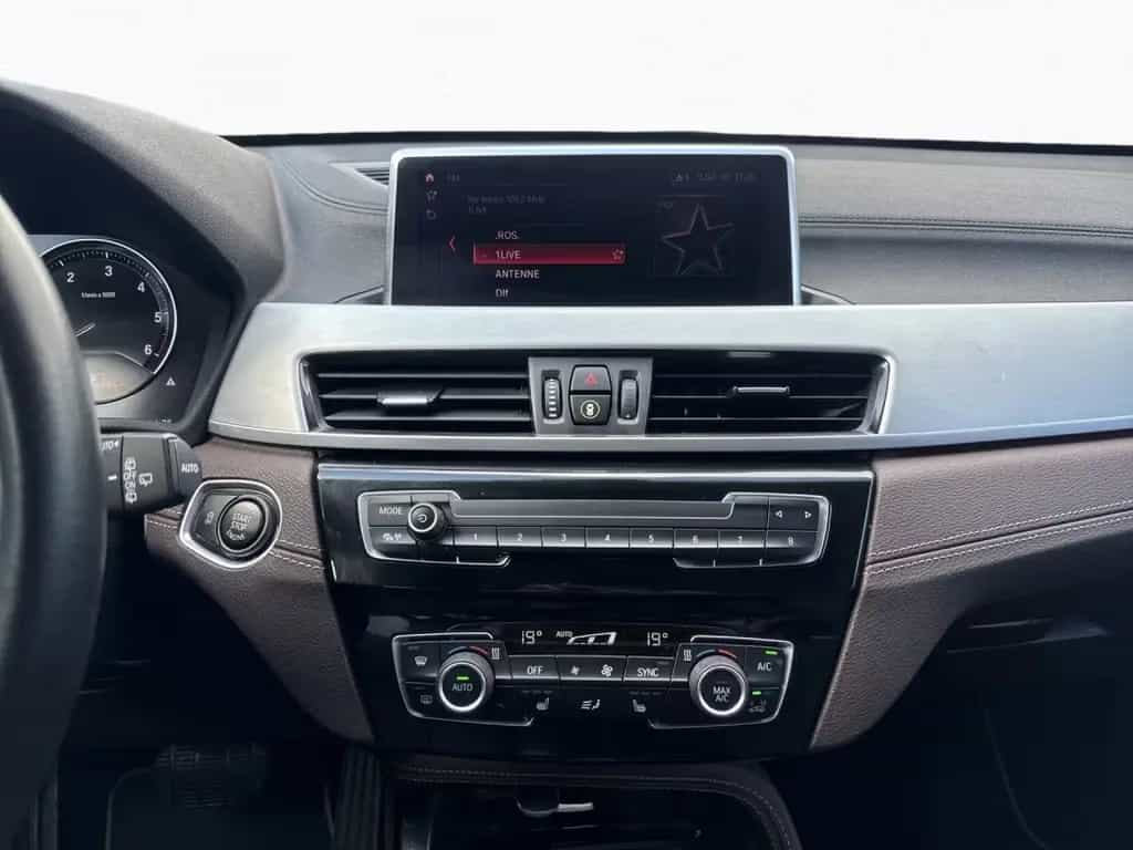 BMW X1 sD 20d SPORT LINE LED Nav HiFi PDC Ad.Fwk 19" 06/2022-photo-14