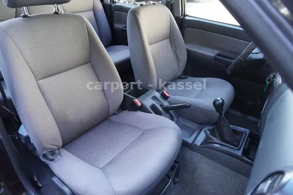 Isuzu D-Max Double Cab 4WD Klima/AHK/TÜV 06.2027 12/2010-photo-15