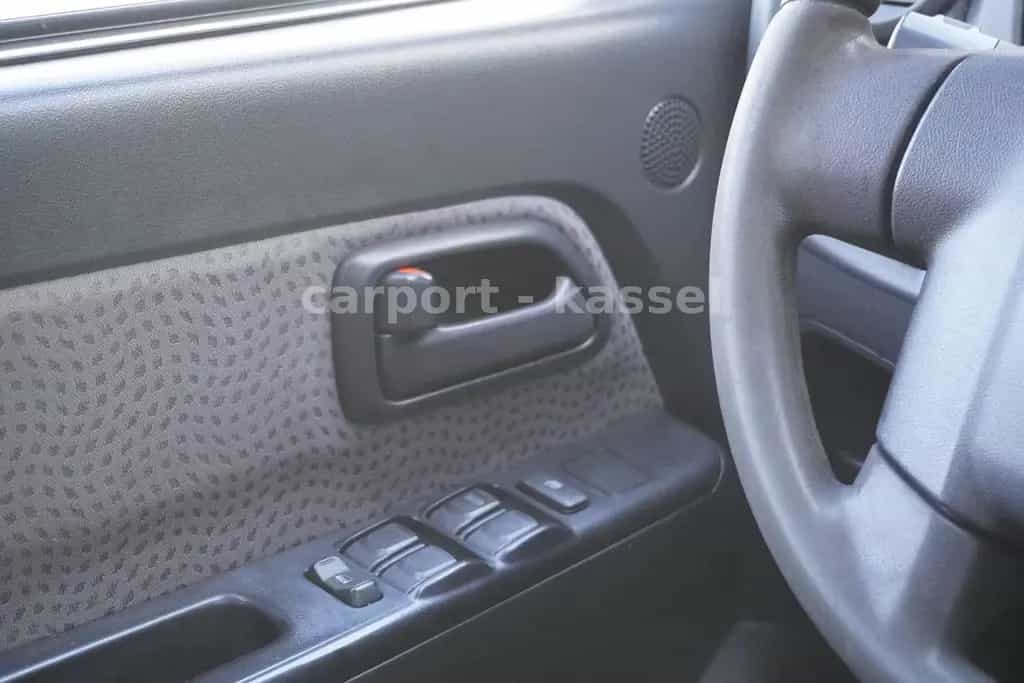 Isuzu D-Max Double Cab 4WD Klima/AHK/TÜV 06.2027 12/2010-photo-18