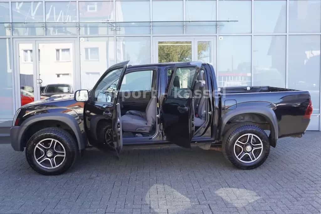 Isuzu D-Max Double Cab 4WD Klima/AHK/TÜV 06.2027 12/2010-photo-7