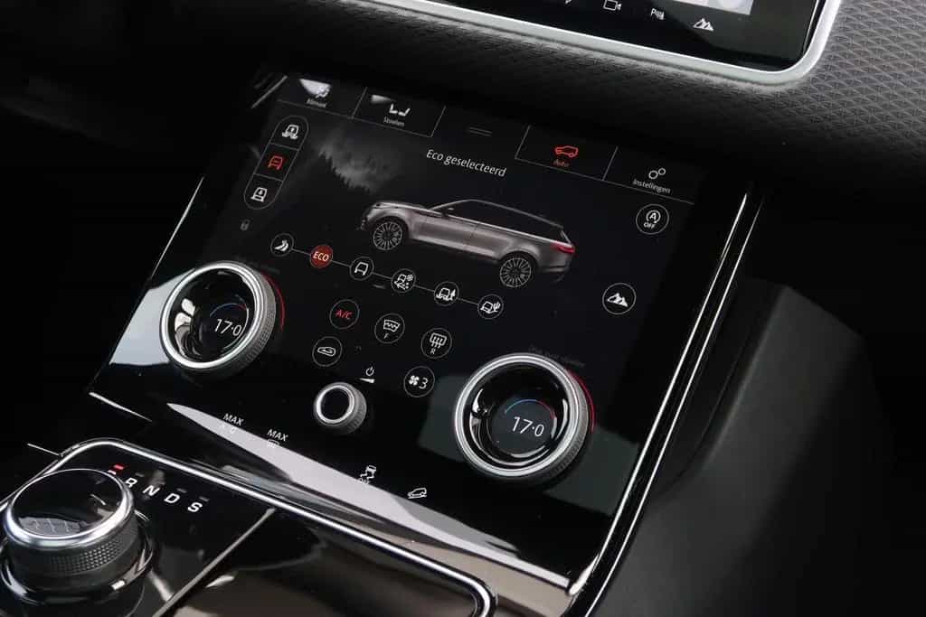 Land Rover Range Rover Rover Velar 2.0 I4 Turbo AWD R-Dynamic P30 08/2018-photo-5