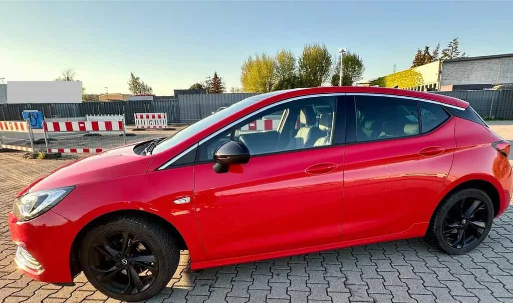 Opel Astra K Turbo -Facelift 2019 Volleder 05/2019-photo-2