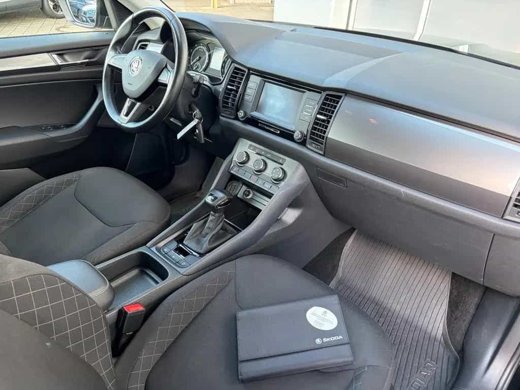 Skoda Kodiaq 1.5 TSI ACT DSG 2.HD SHZ KLIMA AHK PDC 06/2019-photo-3