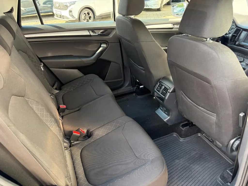 Skoda Kodiaq 1.5 TSI ACT DSG 2.HD SHZ KLIMA AHK PDC 06/2019-photo-4