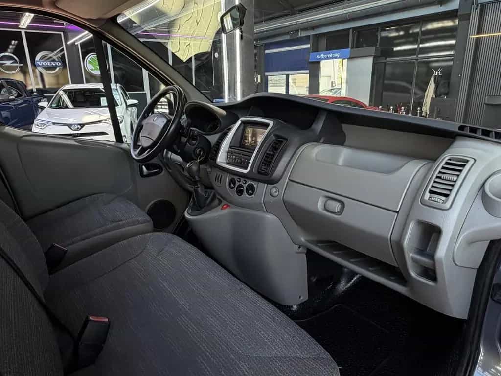 Renault Trafic Combi dCi 115 L2H1 KLIMA/NAVI/BT  2,9t 11/2011-photo-24