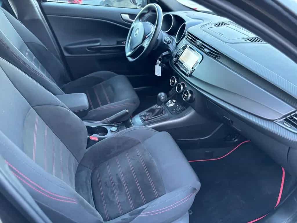 Alfa Romeo Giulietta 1.6 JTDM Sport AUTOMATIK CARBON ACC 03/2020-photo-10