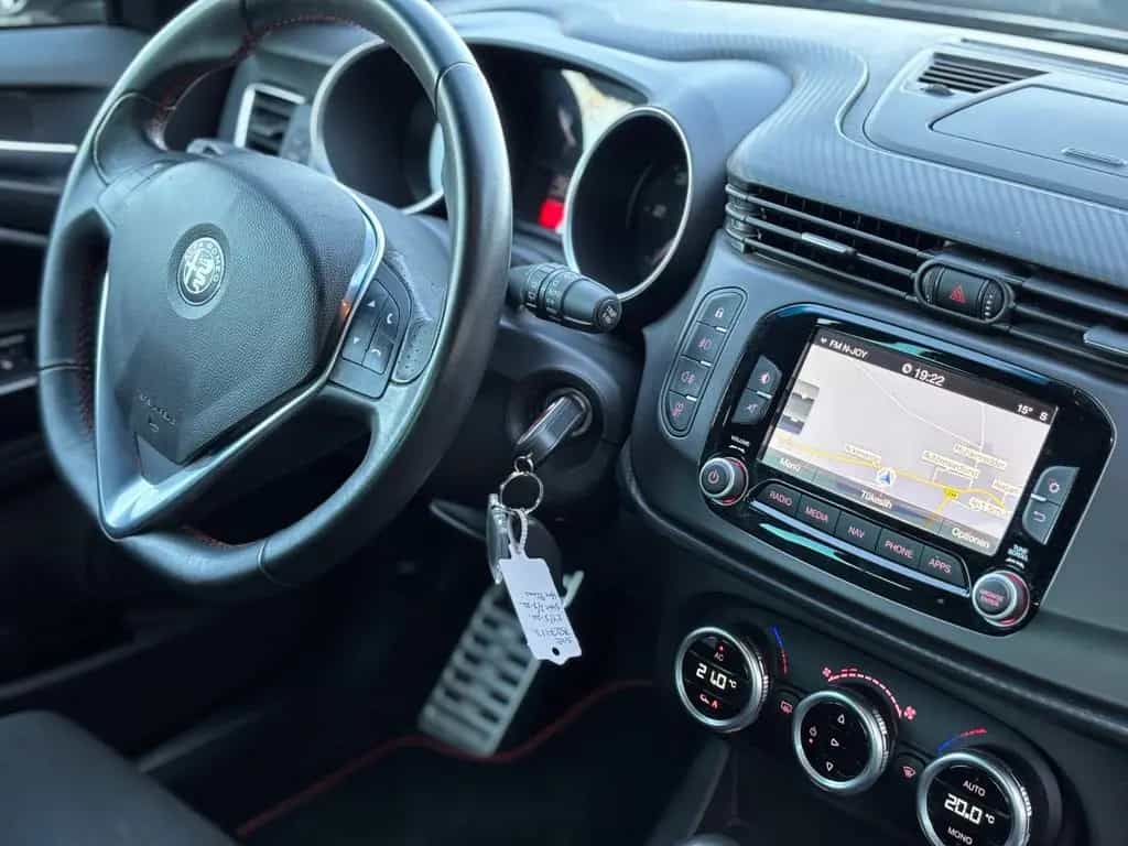 Alfa Romeo Giulietta 1.6 JTDM Sport AUTOMATIK CARBON ACC 03/2020-photo-11