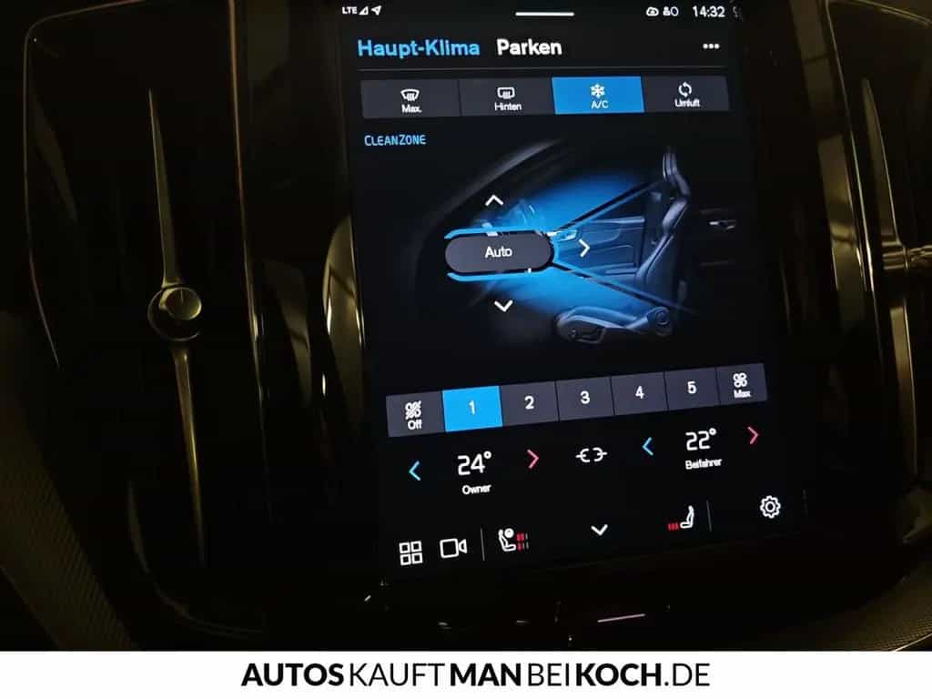 Volvo XC60 B4 D Plus Dark ACC H&K Matrix 4Season 02/2024-photo-25