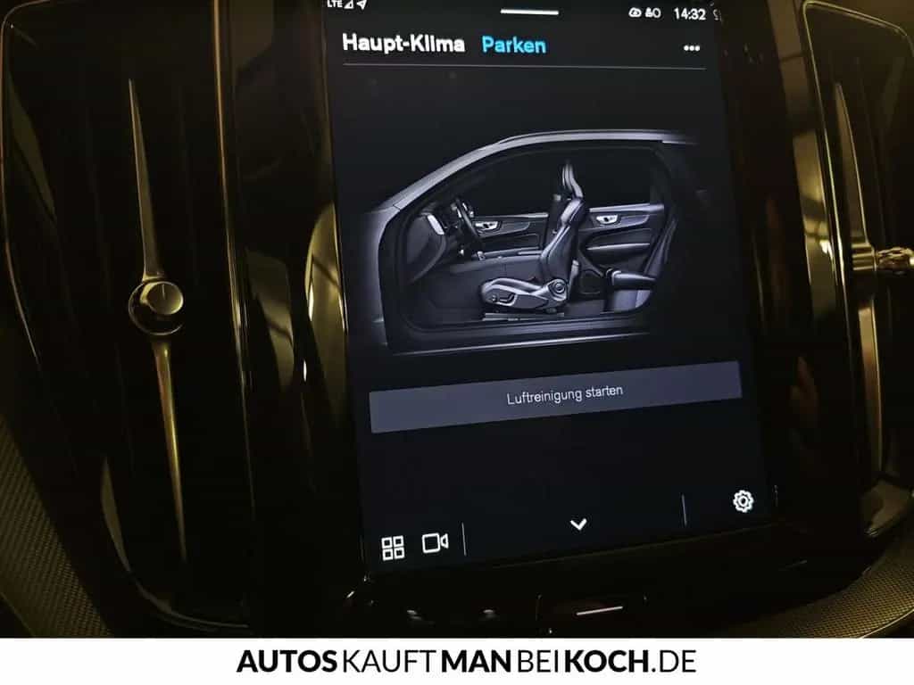 Volvo XC60 B4 D Plus Dark ACC H&K Matrix 4Season 02/2024-photo-26
