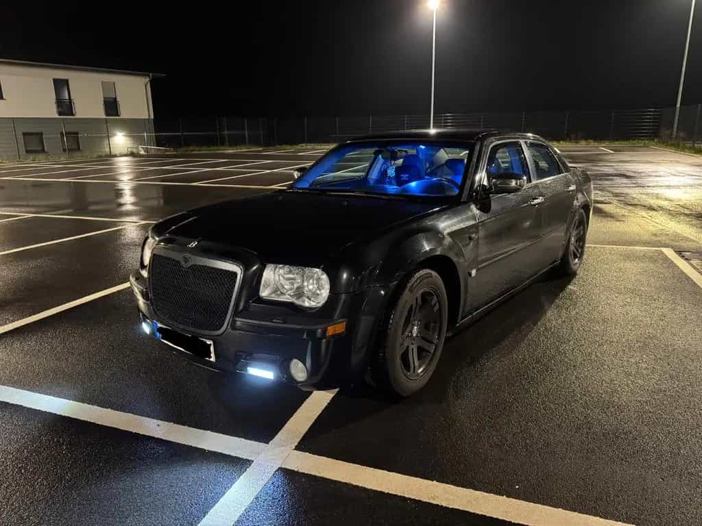 Chrysler 300C 5.7 V8 HEMI Autom. - 01/2005-photo-0