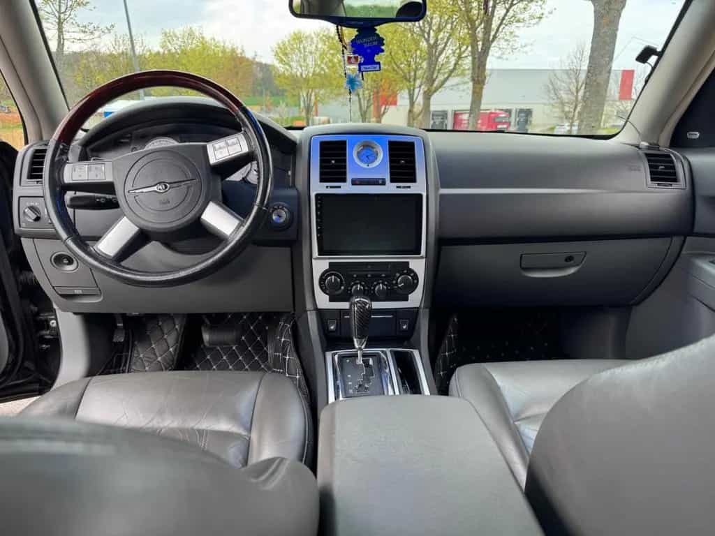 Chrysler 300C 5.7 V8 HEMI Autom. - 01/2005-photo-9