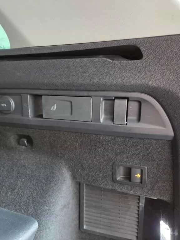 Skoda Kodiaq 2.0 TSI DSG 4x4 7-Sitzer Leder DCC ACC 08/2018-photo-15