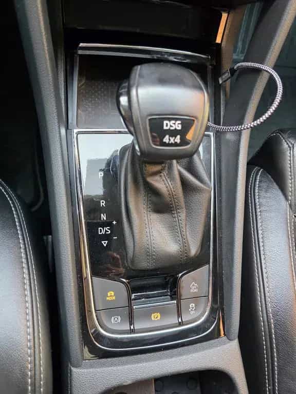 Skoda Kodiaq 2.0 TSI DSG 4x4 7-Sitzer Leder DCC ACC 08/2018-photo-8