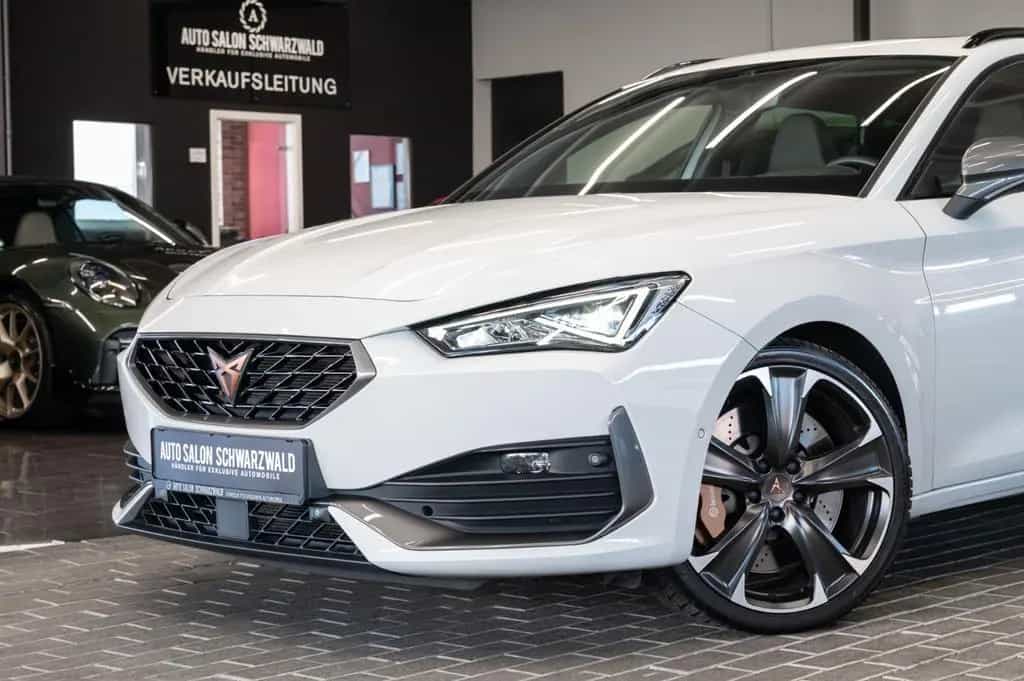 Cupra Leon Kombi VZ|CUPRA SITZE|PANO|AHK|DCC|VOLL 06/2022-photo-2