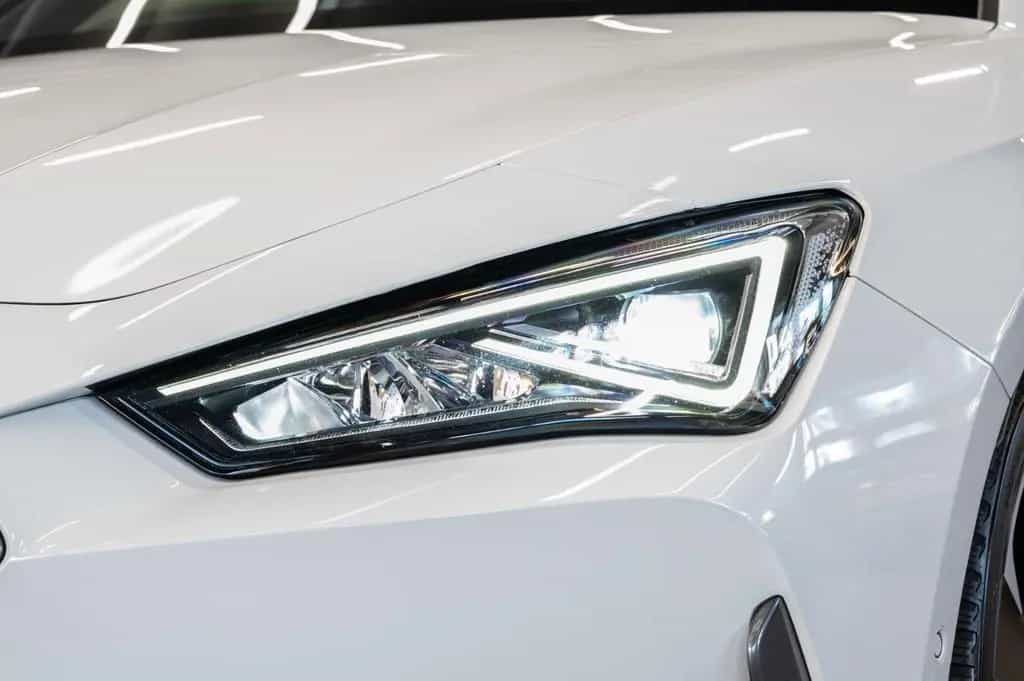Cupra Leon Kombi VZ|CUPRA SITZE|PANO|AHK|DCC|VOLL 06/2022-photo-3