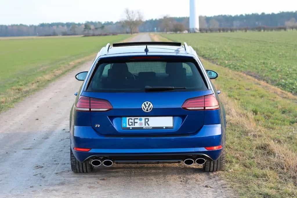 Volkswagen VW Golf 7 R Variant Facelift | Lapiz Blau | DCC 10/2017-photo-13