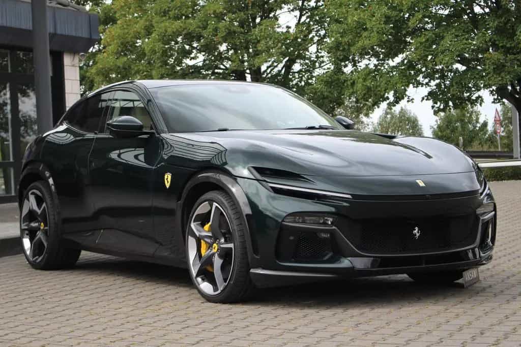 Ferrari Purosangue Carbon außen innen Pano 23 Zoll 2025 null-photo-1