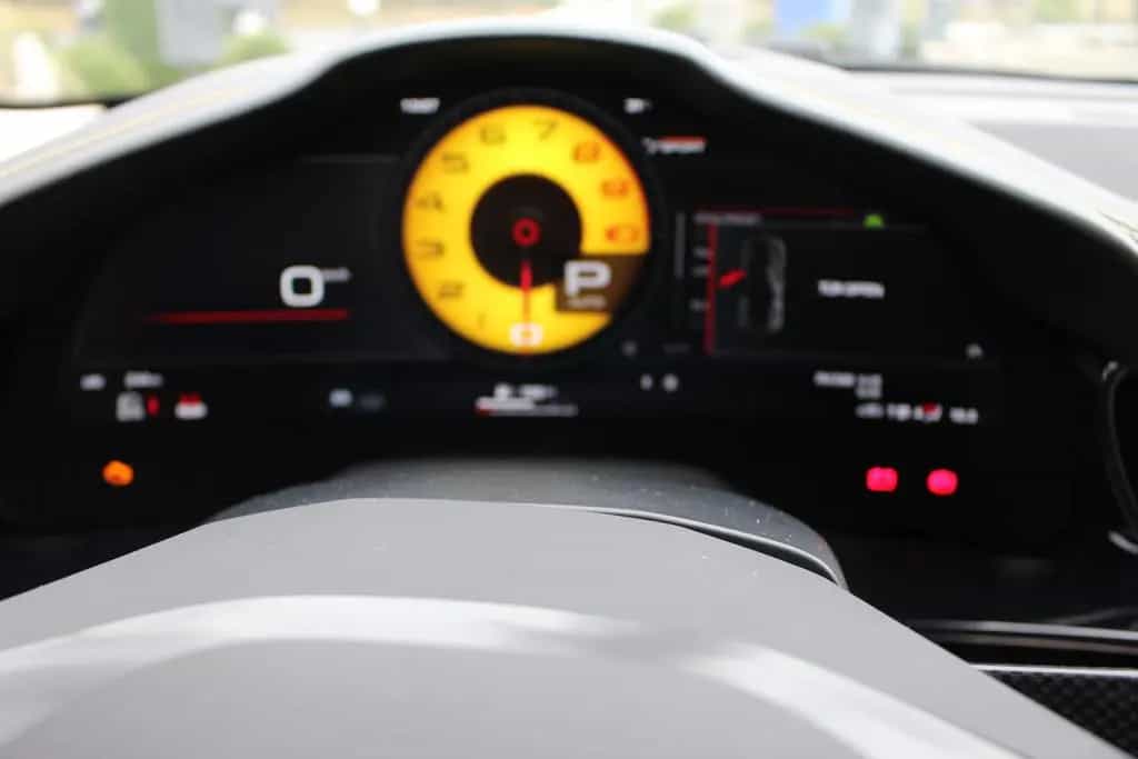 Ferrari Purosangue Carbon außen innen Pano 23 Zoll 2025 null-photo-15