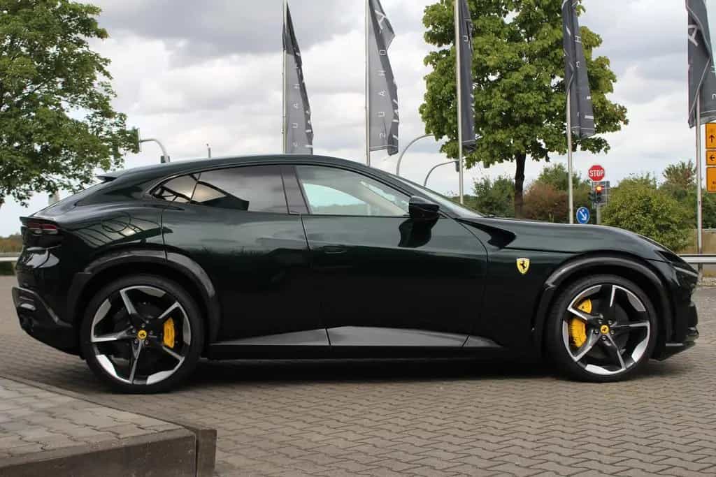 Ferrari Purosangue Carbon außen innen Pano 23 Zoll 2025 null-photo-4