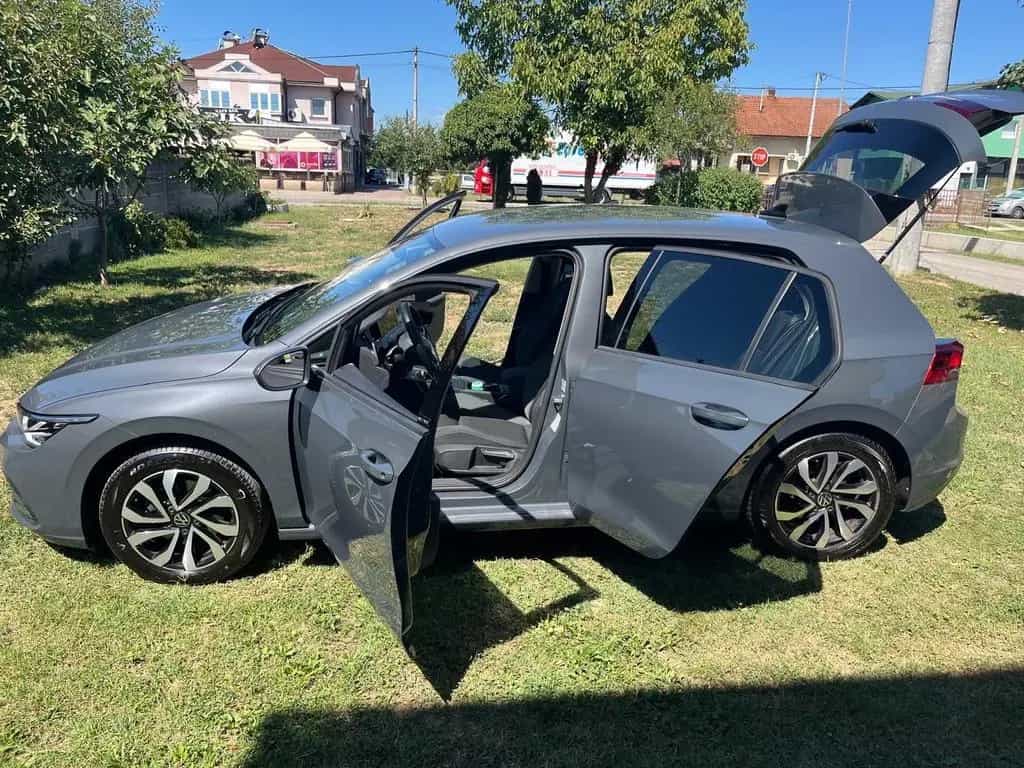 Volkswagen Golf VIII zu verkaufen 11/2021-photo-2