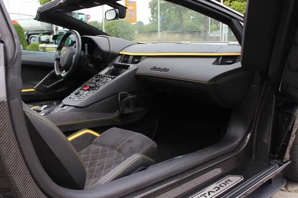 Lamborghini Aventador S Roadster Sportivo Travel Pack Carbon 09/2018-photo-12