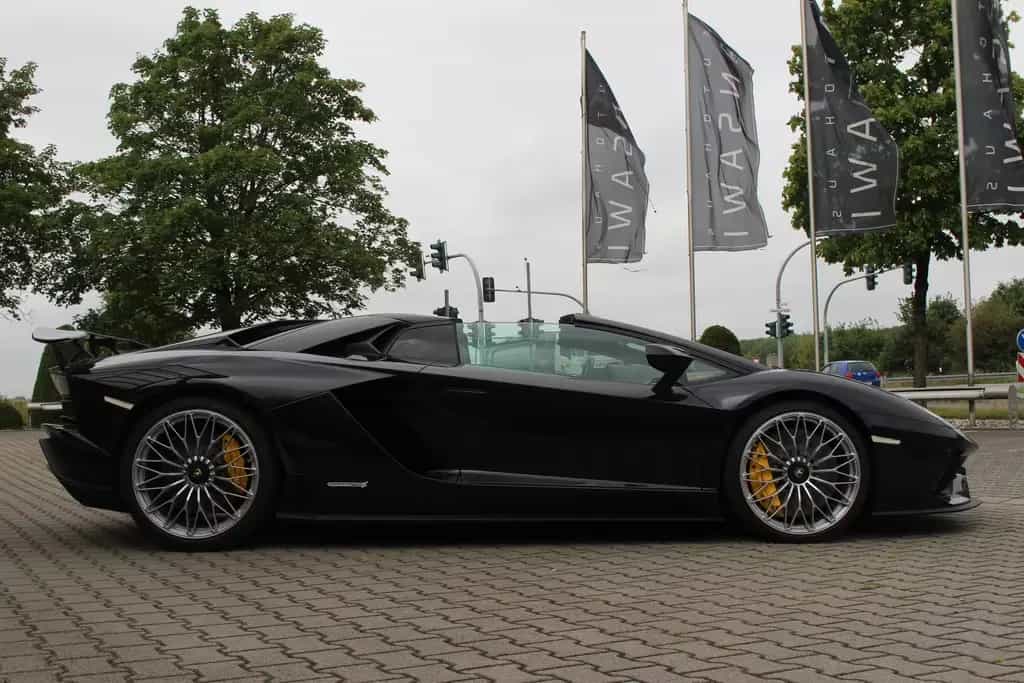 Lamborghini Aventador S Roadster Sportivo Travel Pack Carbon 09/2018-photo-2