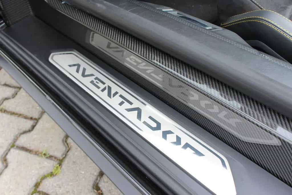 Lamborghini Aventador S Roadster Sportivo Travel Pack Carbon 09/2018-photo-20