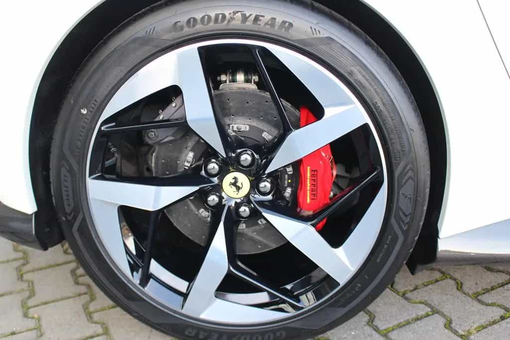 Ferrari 12Cilindri 7xCarbon Panorama Daytona MY2026 FULL null-photo-22