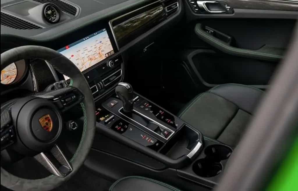 Porsche Macan GTS ;AHK, Standh. Keramik Vollausstattung 04/2024-photo-5