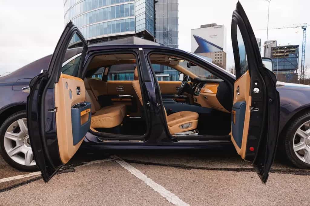 Rolls-Royce Ghost - -September 2011 | Exceptional Condition 09/2011-photo-4