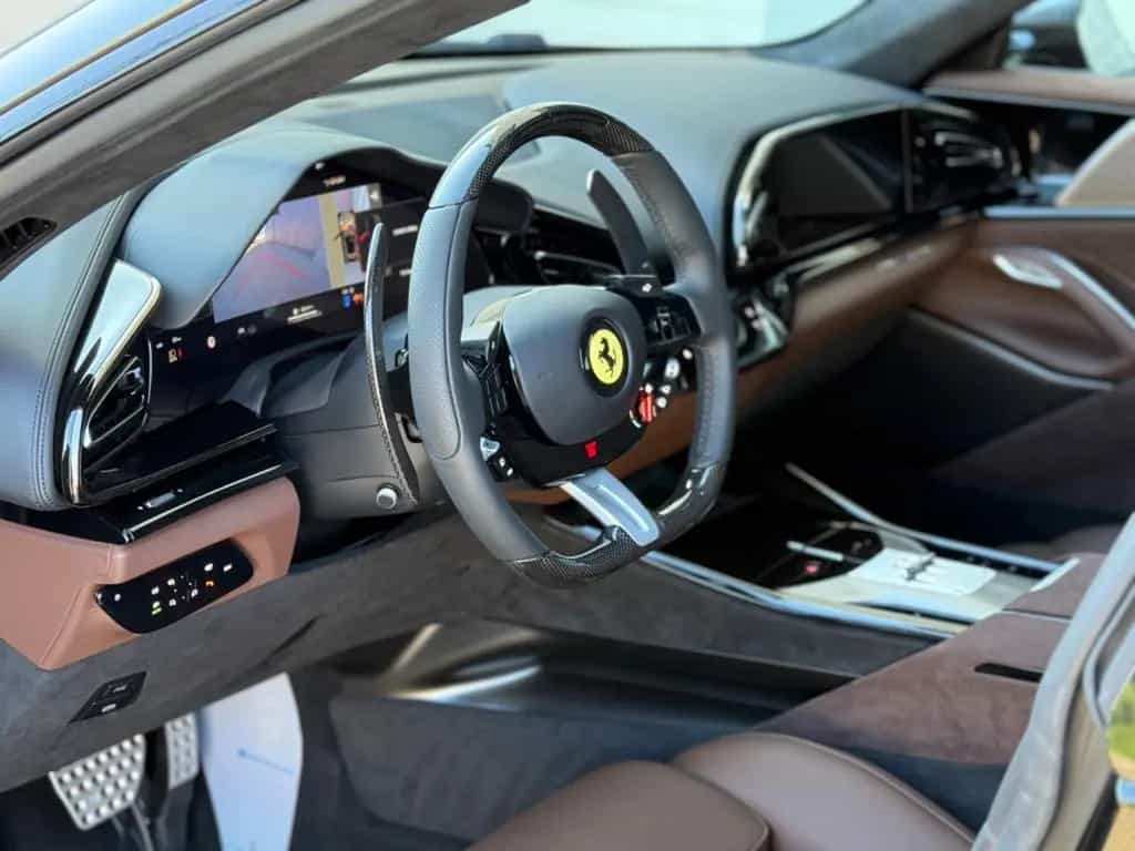 Ferrari Purosangue V12 12/2025-photo-18